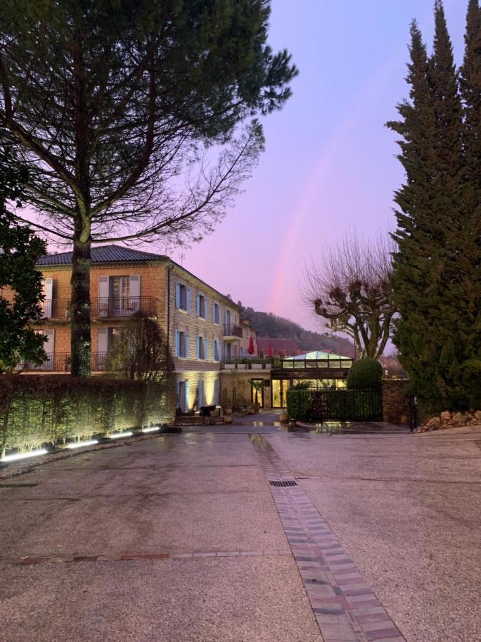 Hotel Restaurant Le Centenaire Les Eyzies Exterior foto